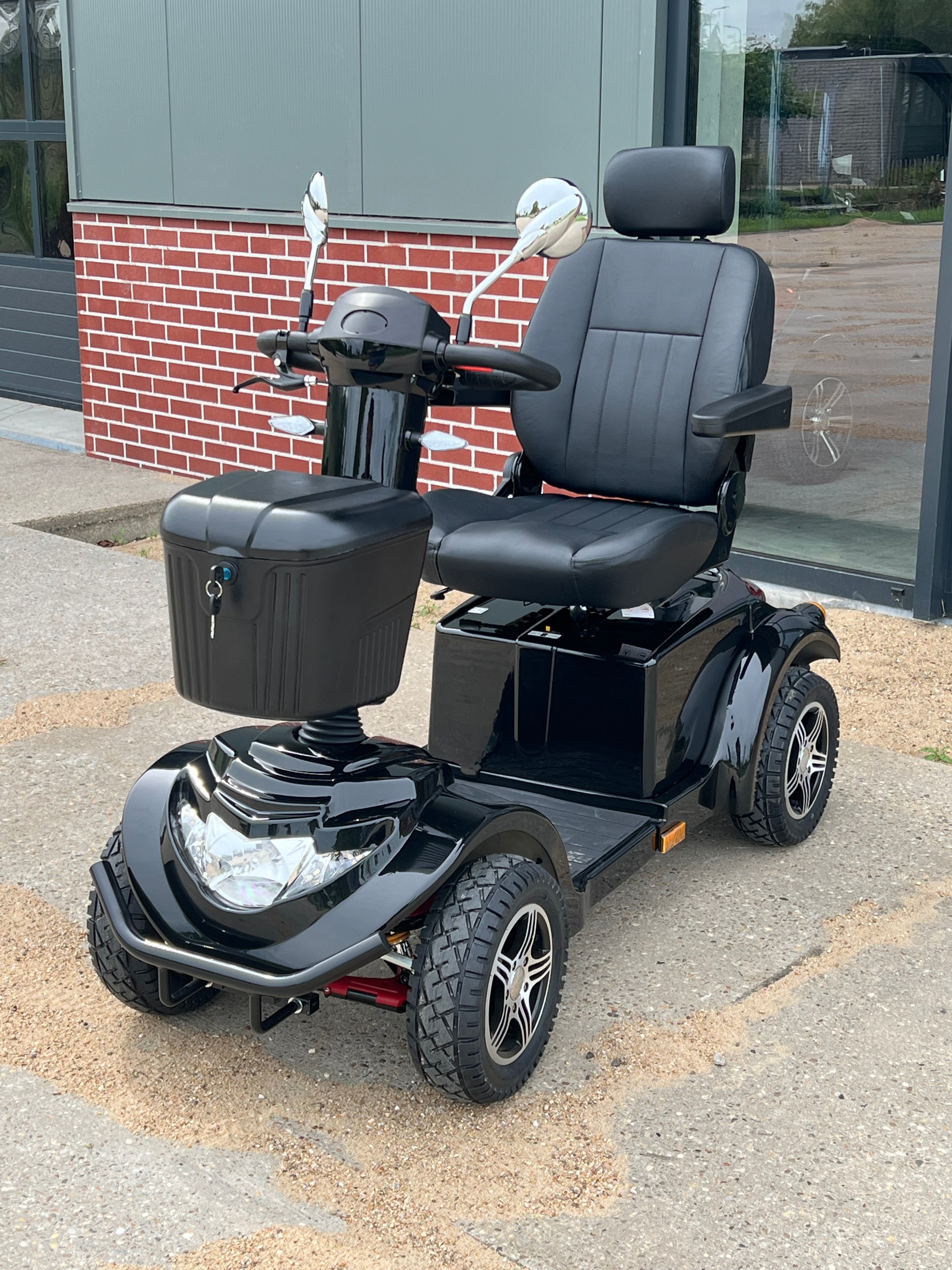TTZ Electric Scootmobiel Danée - 20 km per uur