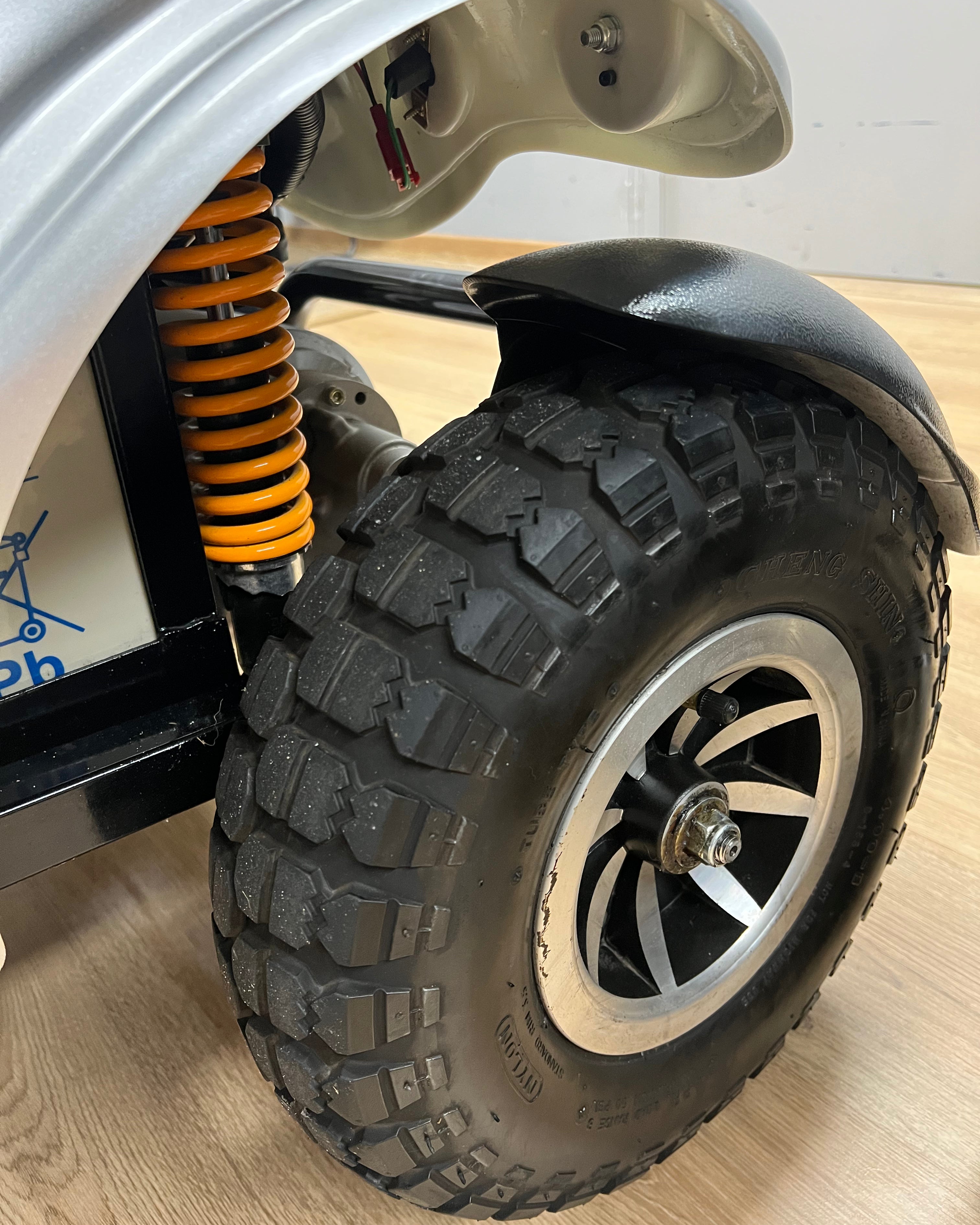 Scootmobiel Mango Lion 4 - TotaalThuisZorg