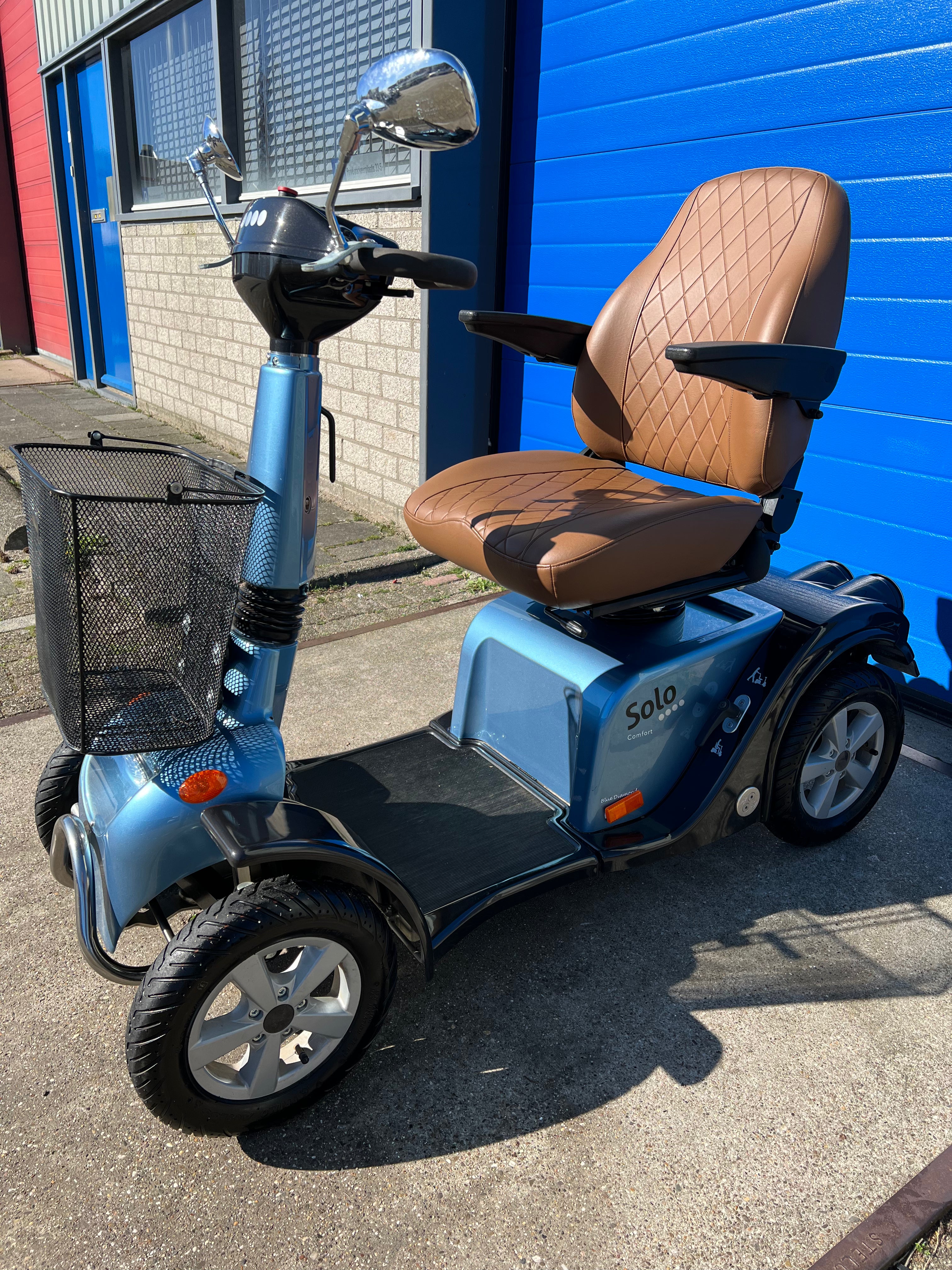 Scootmobiel Life & Mobility Solo Blue Diamond