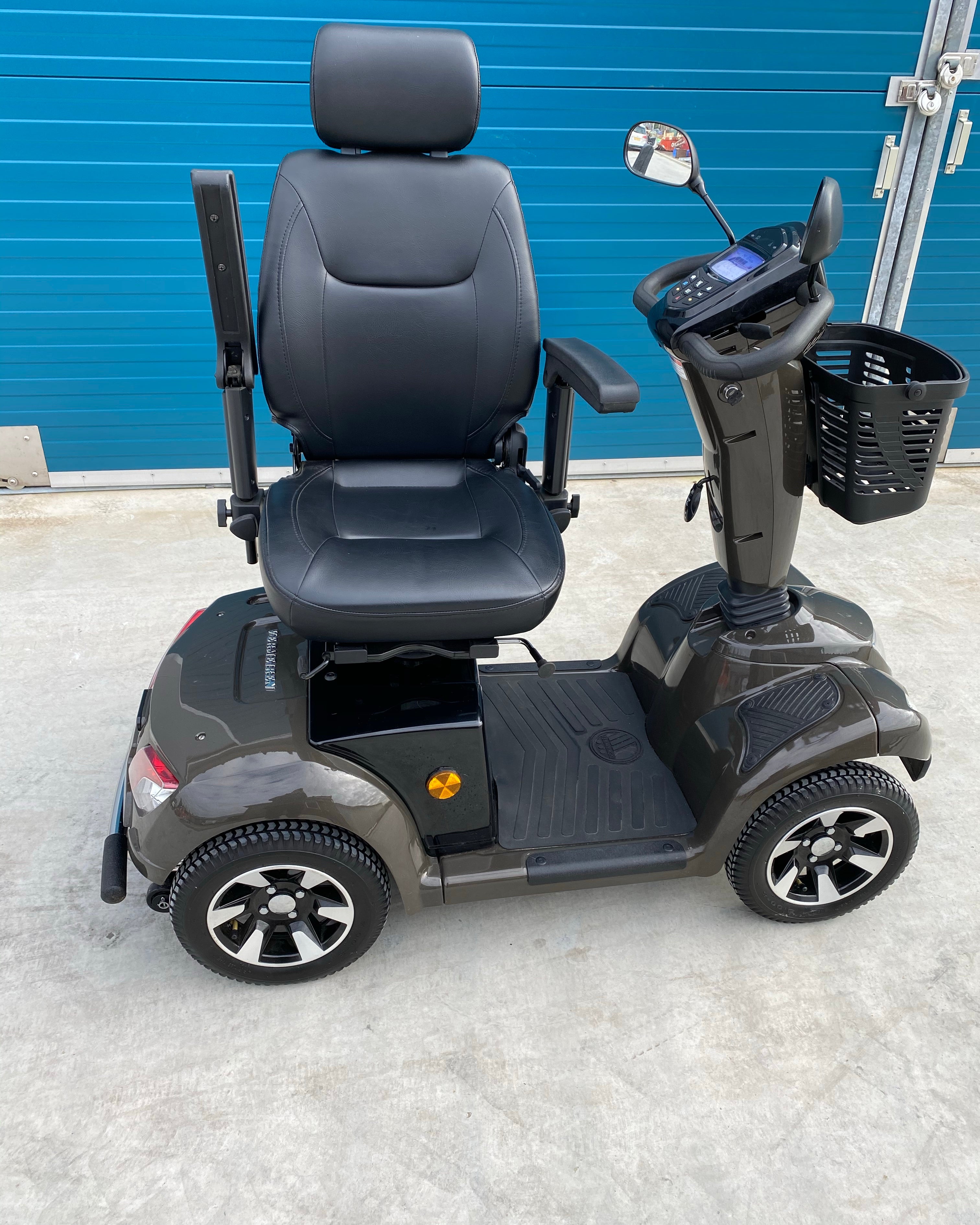 Scootmobiel Vermeiren Carpo 4 LTD - TotaalThuisZorg