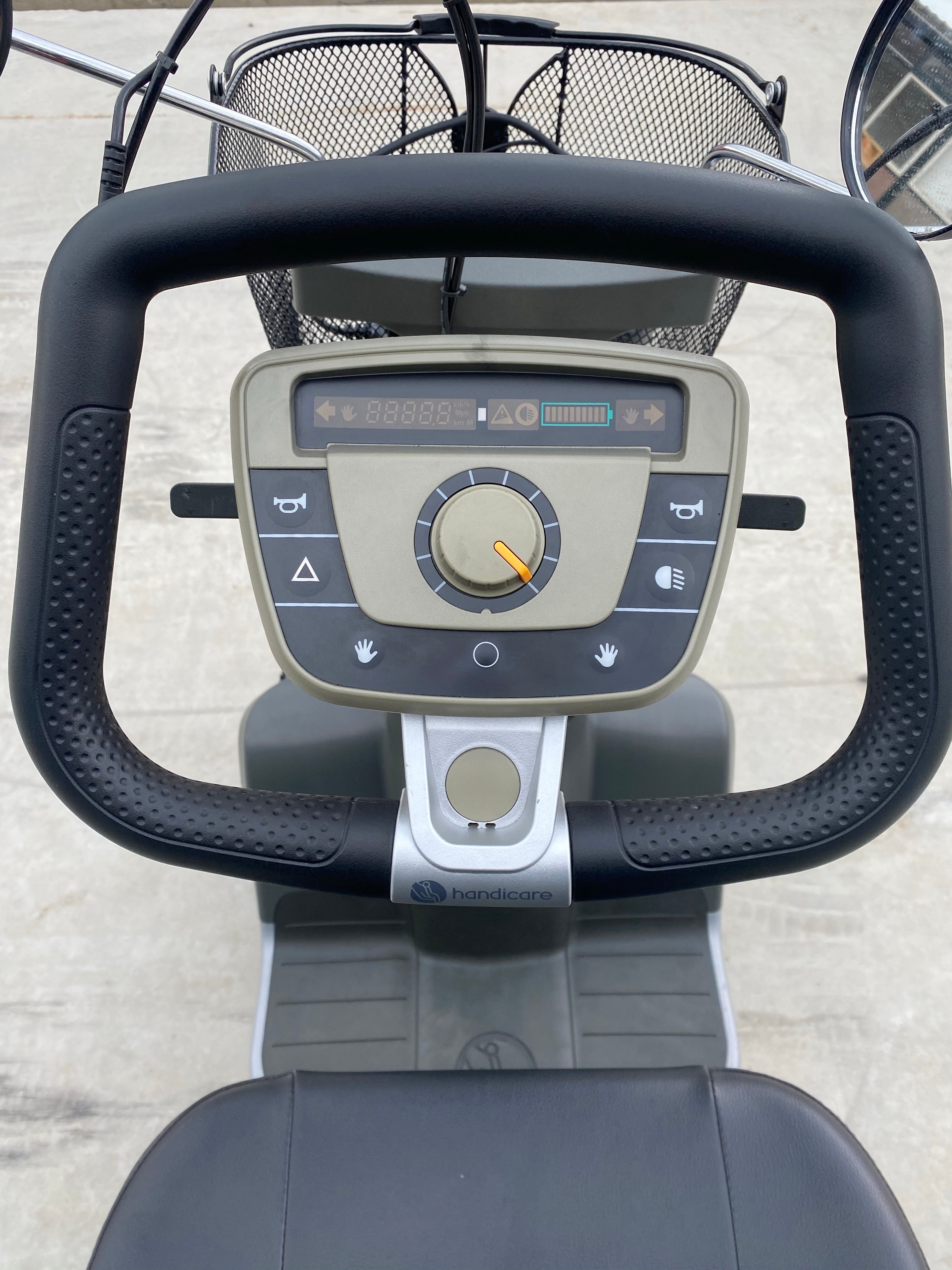 Handicare Trophy 20 met maar 30 km op te teller!!! - TotaalThuisZorg