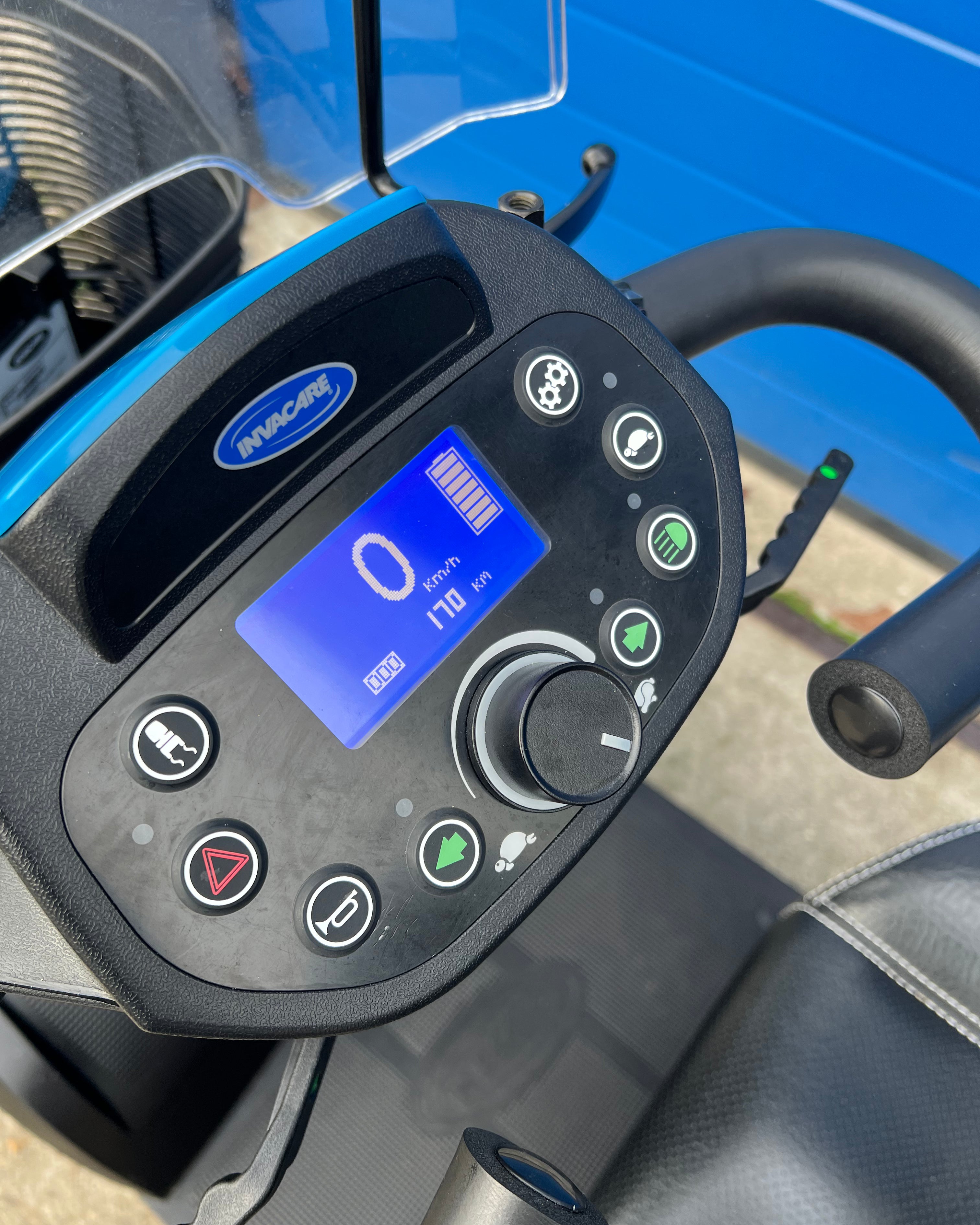 Scootmobiel Invacare Comet Pro FULL OPTION! - TotaalThuisZorg