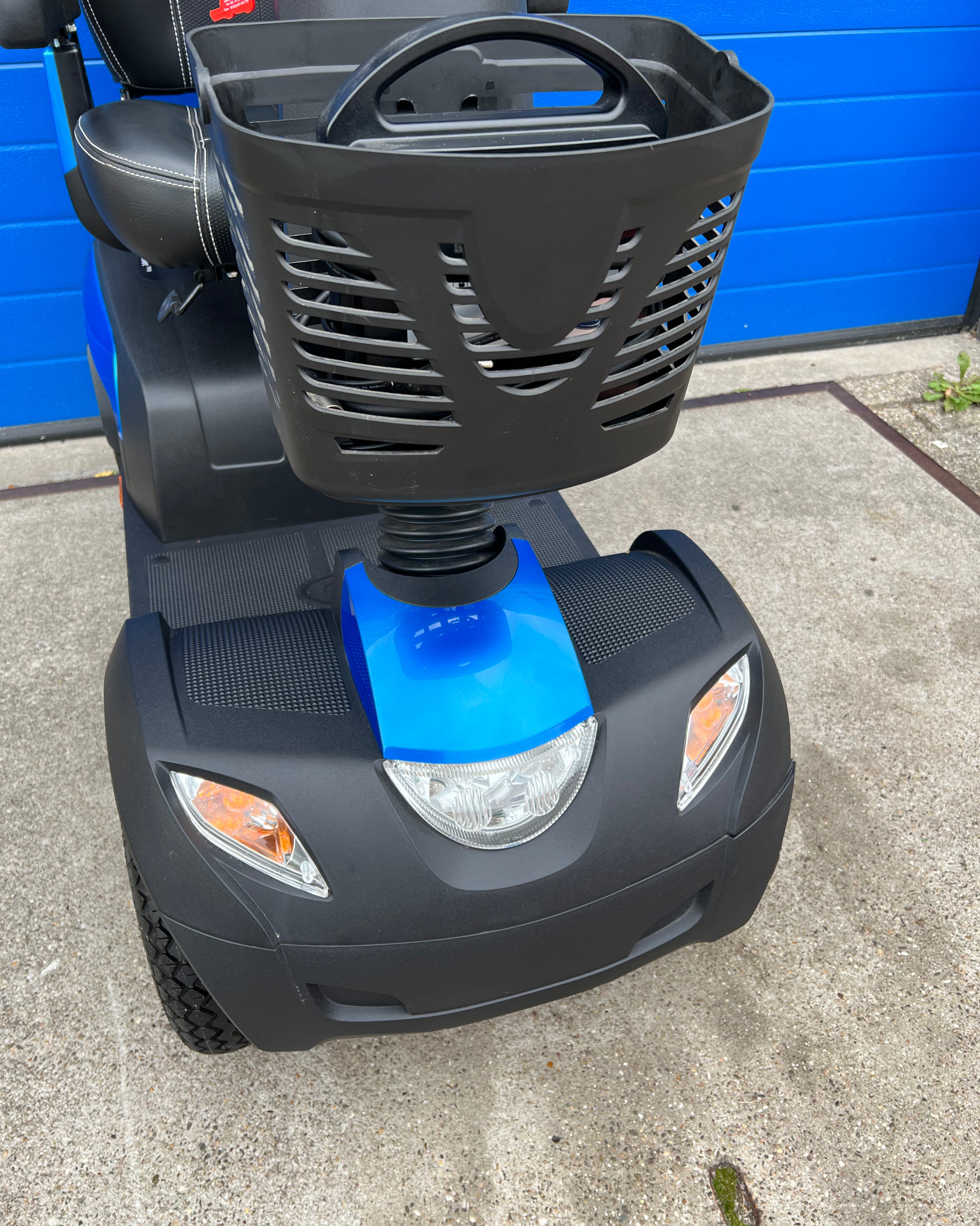 Scootmobiel Invacare Comet Pro 1 KM!!!! - TotaalThuisZorg