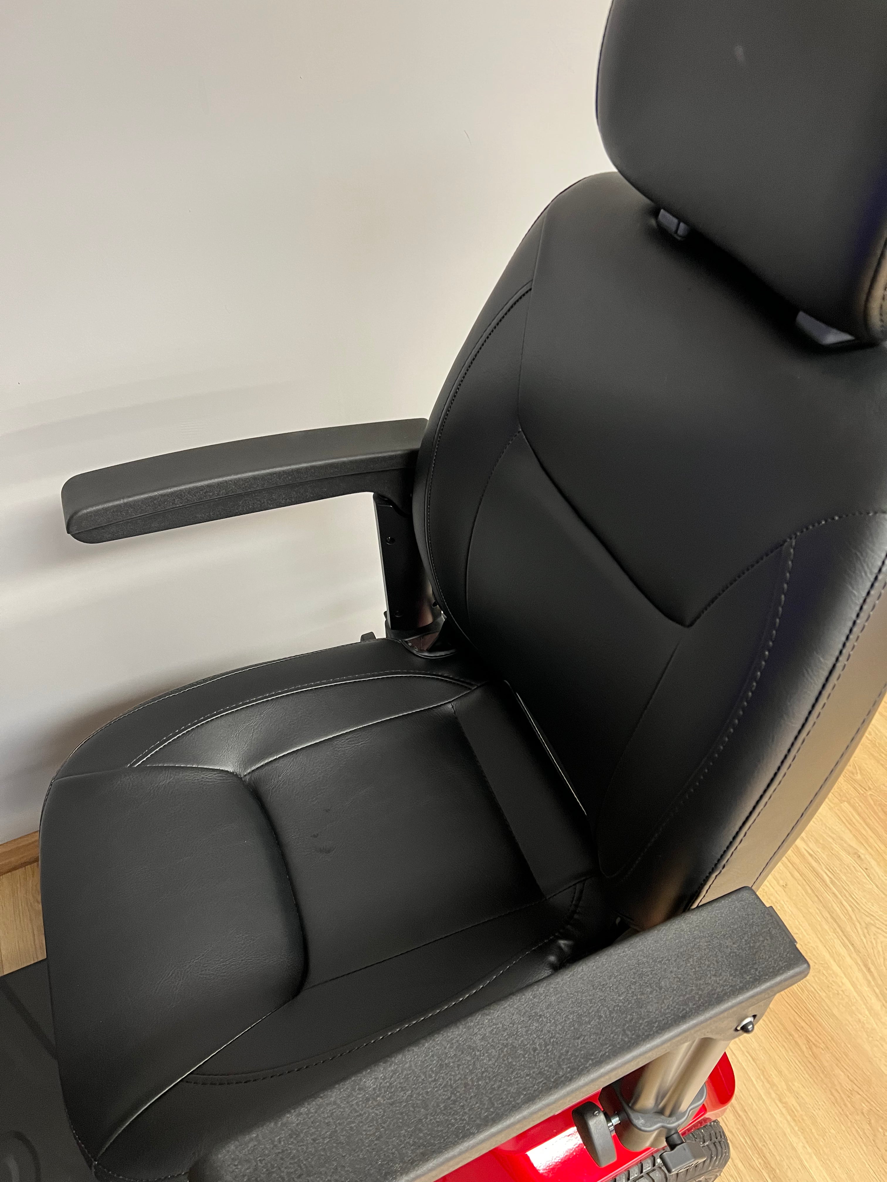 Scootmobiel Vermeiren Mercurius 4D (2022) - TotaalThuisZorg